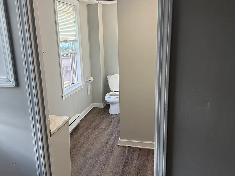 234 Hamilton St #2 — Photo 10