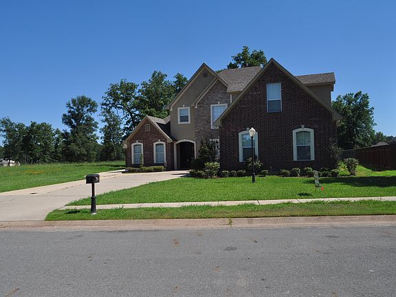 2nd image of 9977 Burgundy Oaks Dr