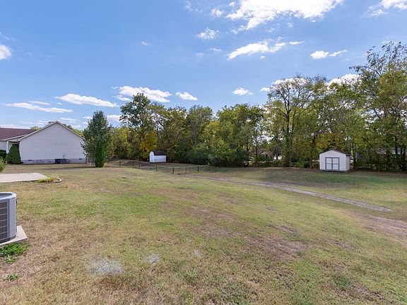 5th image of 507 Wildwood Dr