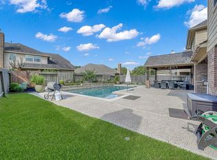 11027 Hilltop Park Ln, Cypress, TX 77433