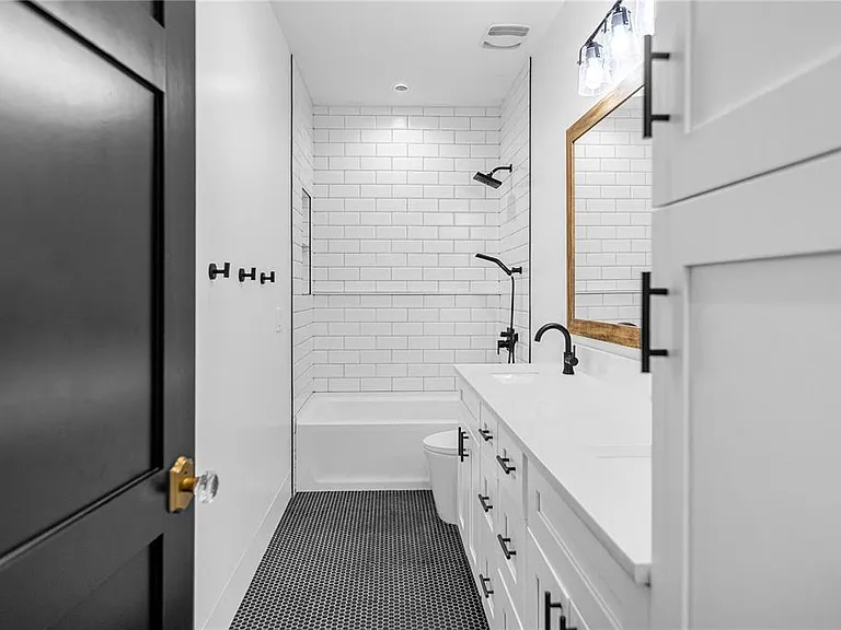 1814 Barker Dr — Photo 63