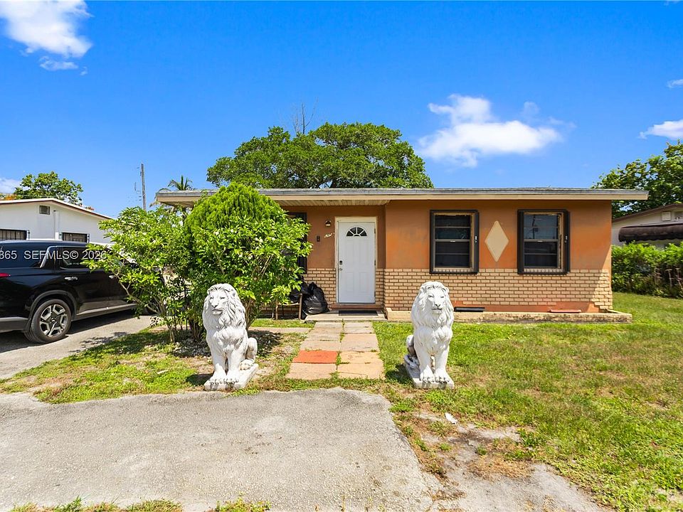 1st image of 555 Harem Ave