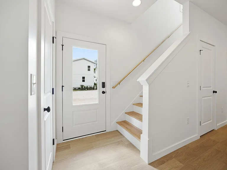 2811 Wilcox Pl — Photo 13