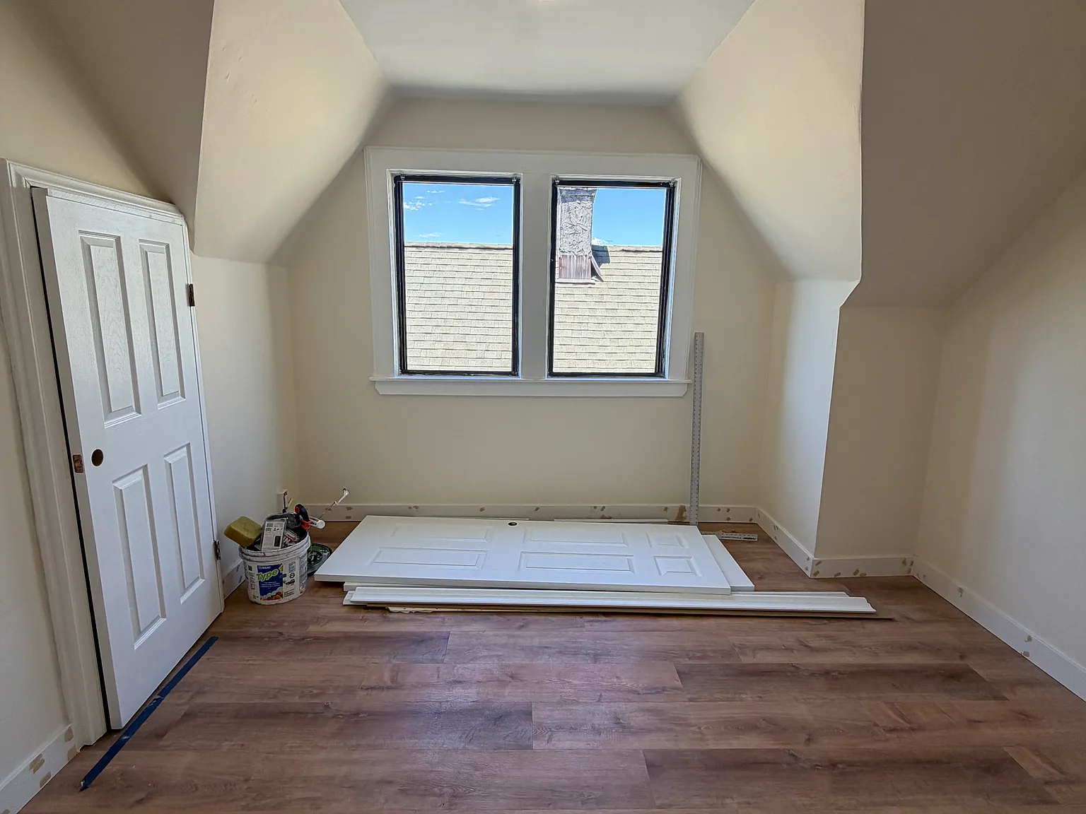 2 bed, 950 sqft, $2,800 — Photo 4