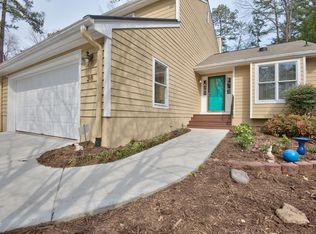 36 Clover Dr, Chapel Hill, NC 27517