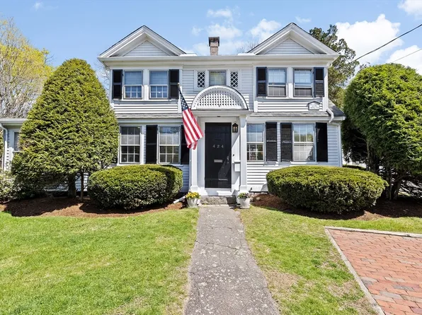 424 Main St, Hingham, MA 02043