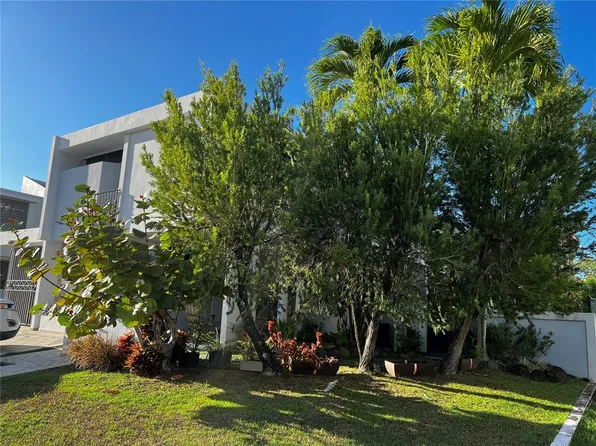 537 Marina, Rio Grande, PR 00745