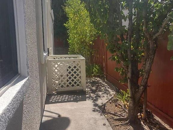 5th image of 1349 Emerson Dr