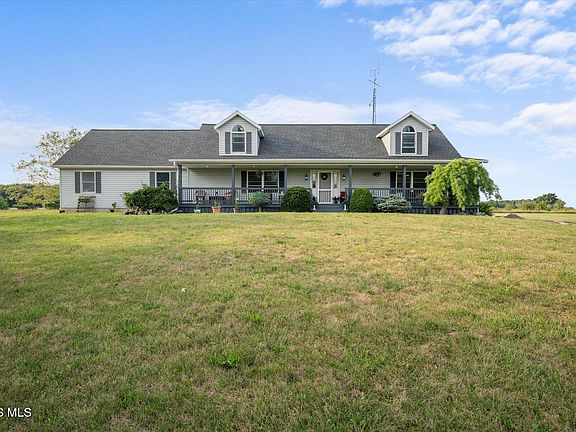 4th image of 2239 County Road F