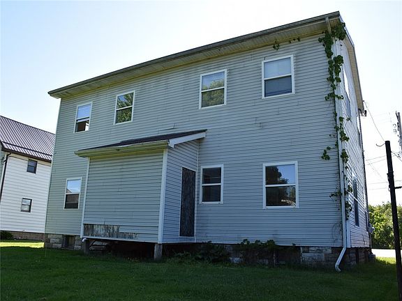4th image of 226-228 S Pymatuning St