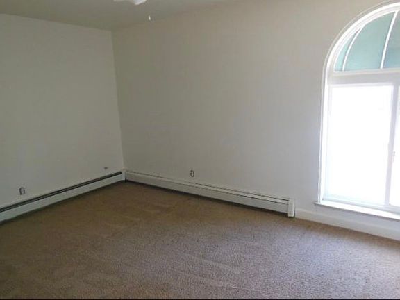 3rd image of 1812 Canyon Blvd APT 3B