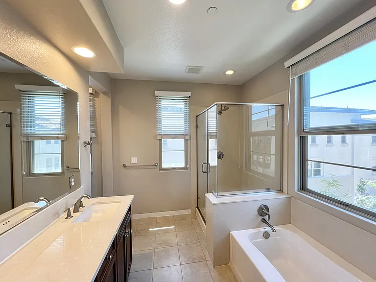 1060 Goldenstar Pl — Photo 13