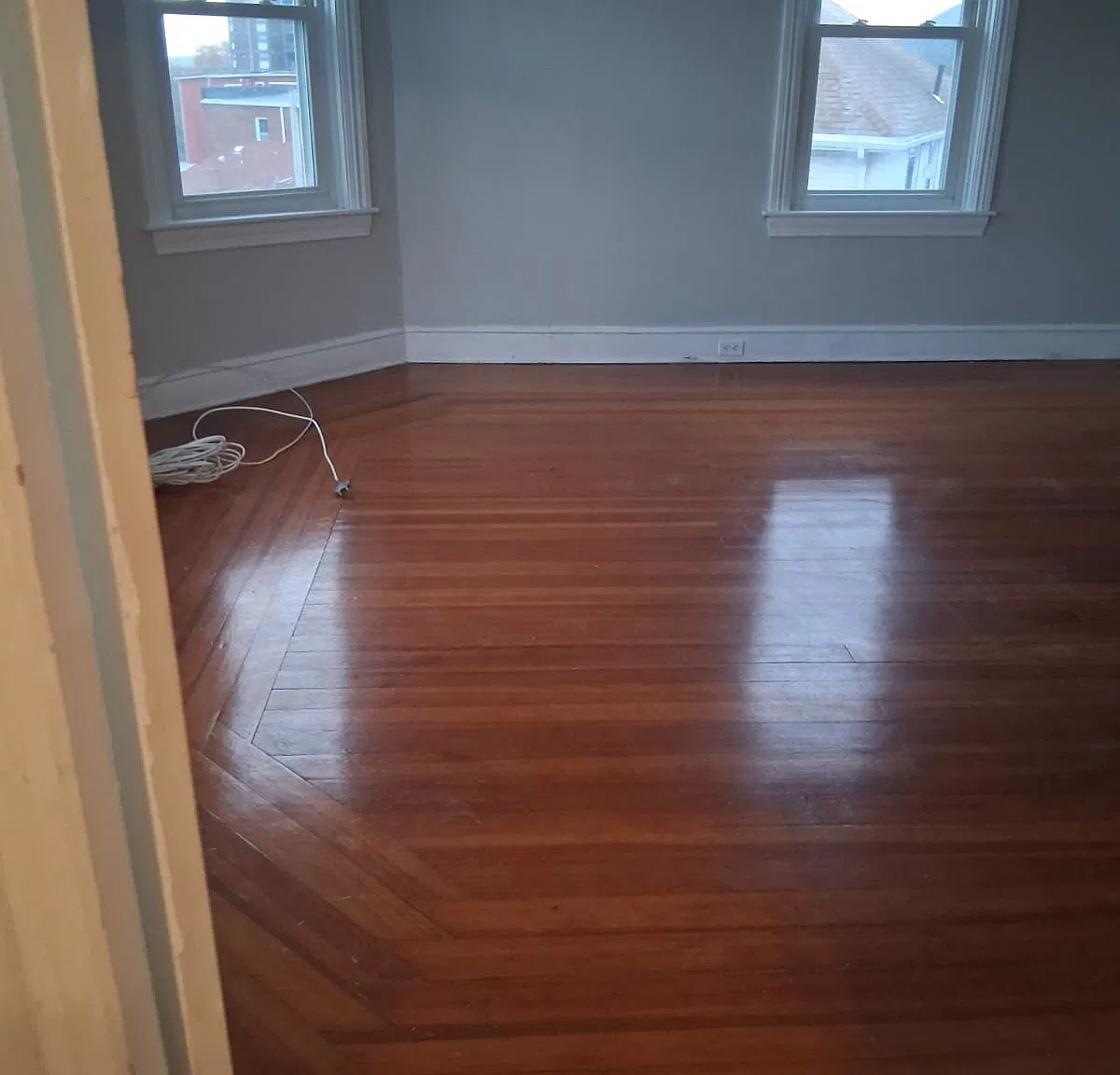 3 bed, $2,200 — Photo 2