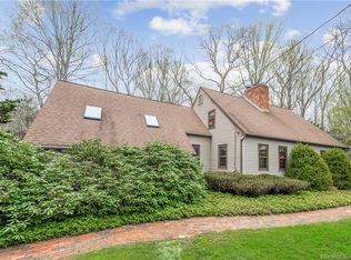 47 Robin Ridge Dr, Madison, CT 06443