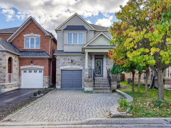15 Fraserwood Rd, Vaughan, ON L4J 9C5