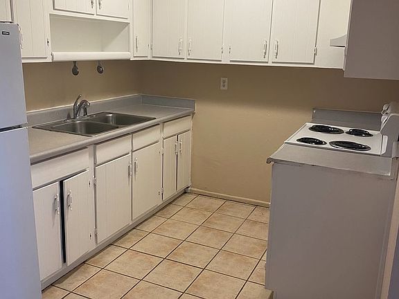 2nd image of 7515 W Glenn Dr APT 2