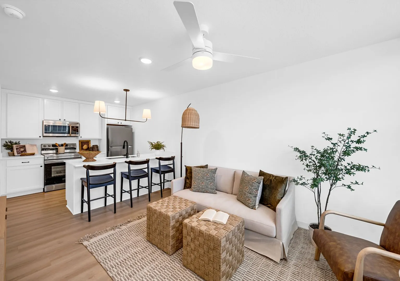 Launch Townhomes — Photo 2