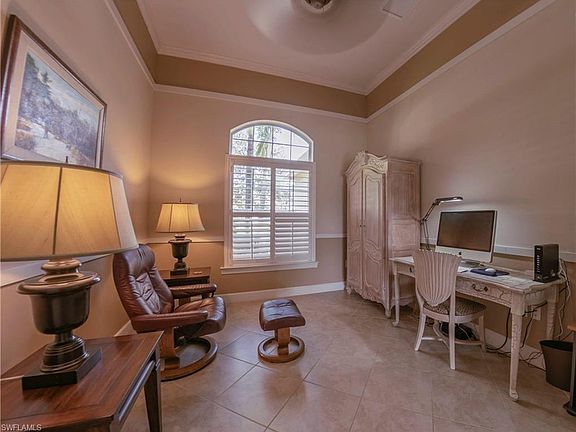 4th image of 10387 Yorkstone Dr