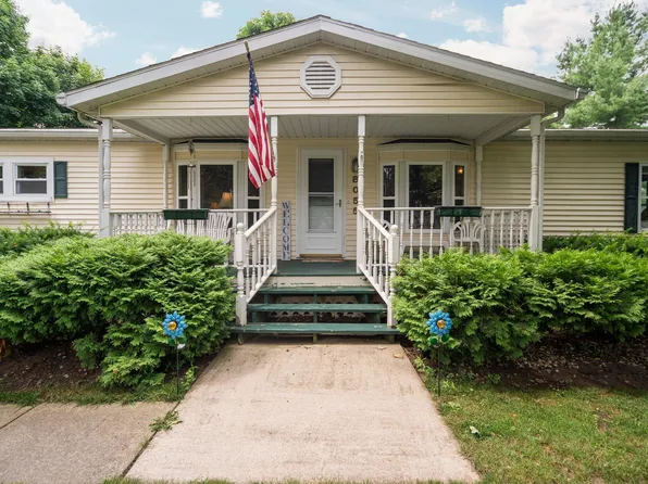 8055 Forest St, Dexter, MI 48130