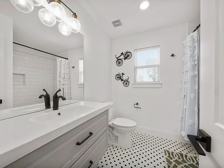 209 Blueberry St — Photo 26