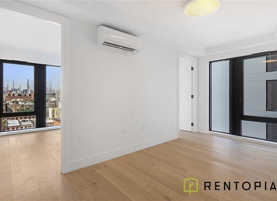 1st image of 54 W 125th St #309