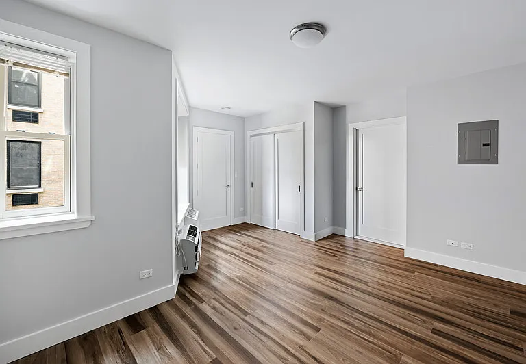 939 Woodycrest Ave #224 — Photo 4