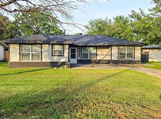 50011 Del Ra Dr, Greenville, TX 75402