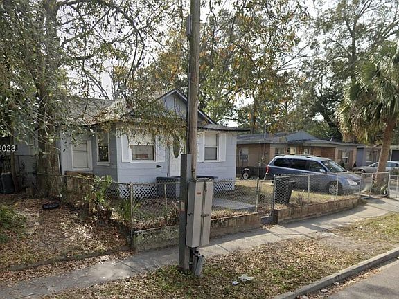 2nd image of 1572 W 36th St