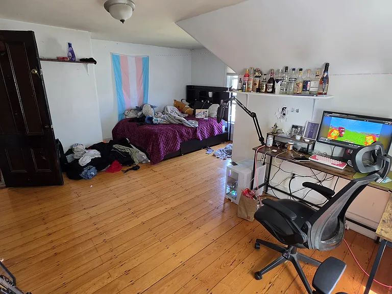 7 Ashford Ter — Photo 15