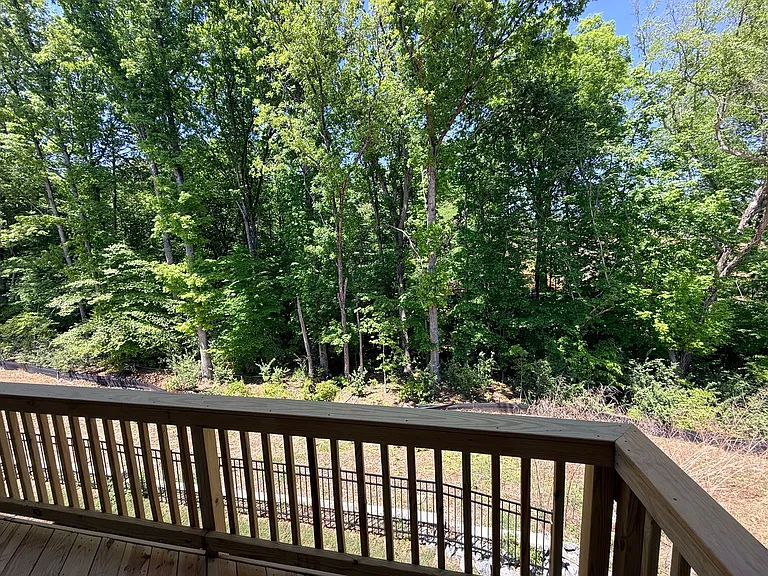 4136 Auburn Oak Ln — Photo 31