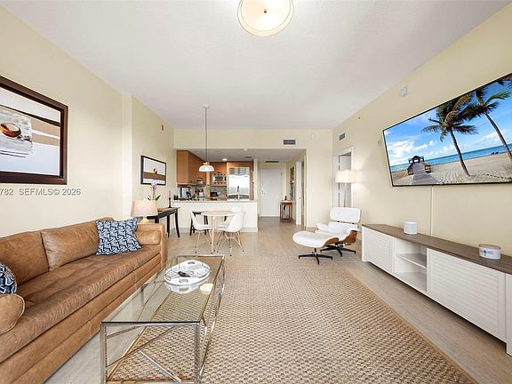 2nd image of 3540 Main Hwy #Penthouse 04