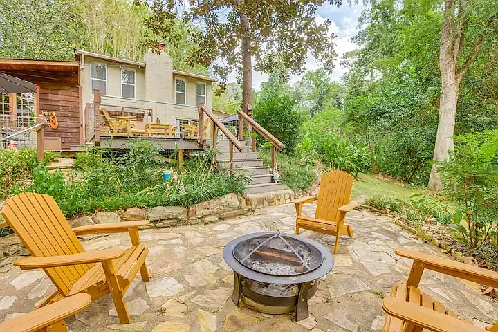 3 bed, 1200 sqft, $2,500 — Photo 2