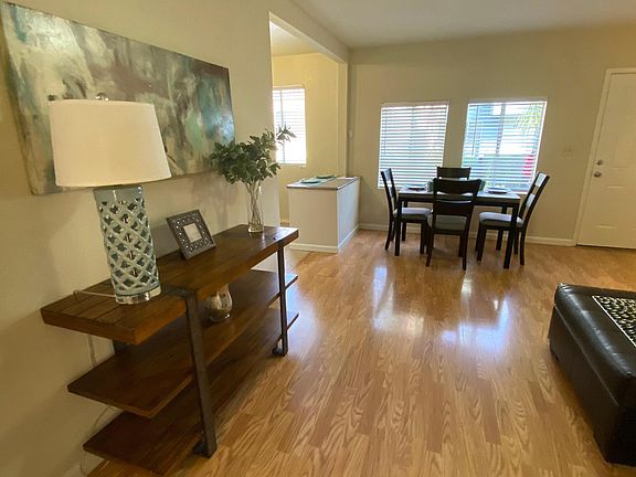 2nd image of 616 E Garfield Ave #620.5