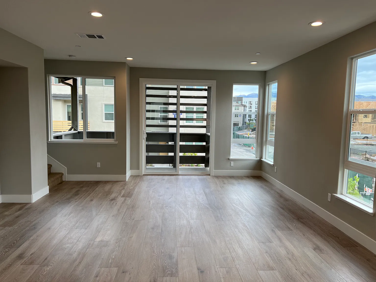 522 Sage Ct — Photo 3