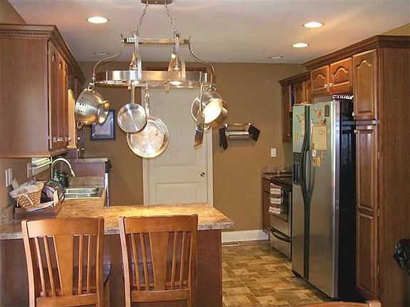5th image of 117 Orrie Moss Ct SE