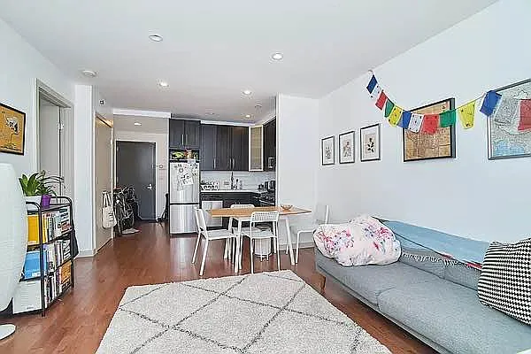 Rented by REAL New York | media 8