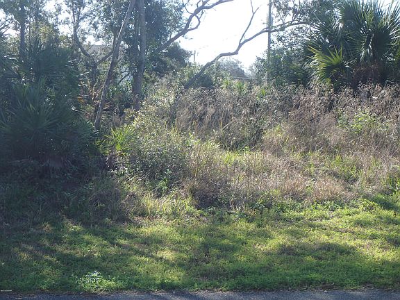3rd image of 16 Farver Ln