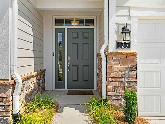 3rd image of 127 Laurel Farms Ln