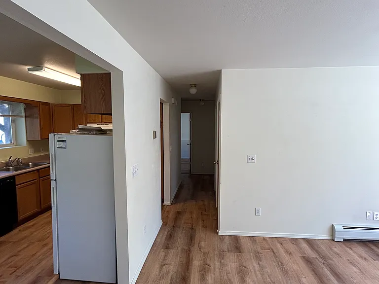 213 E 7th Ave #B — Photo 9