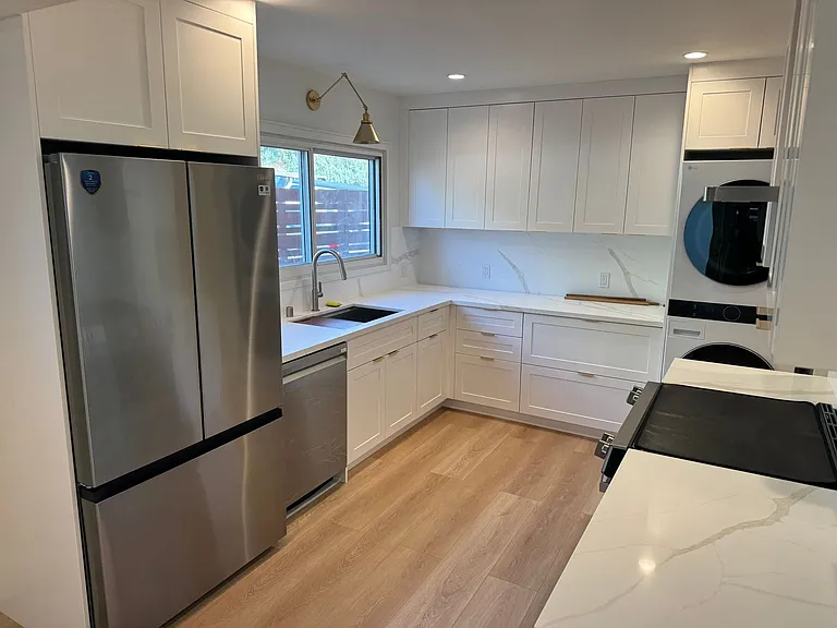 124 Rees St — Photo 4