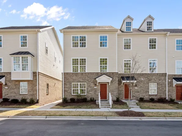 1010 Kentlands Dr, Durham, NC 27713