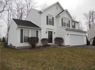 3289 Eagles Roost Ln, Macedon, NY 14502