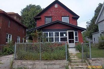 1st image of 1109 Bates St SE