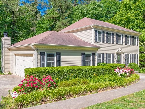 2nd image of 2780 Jo Beth Dr