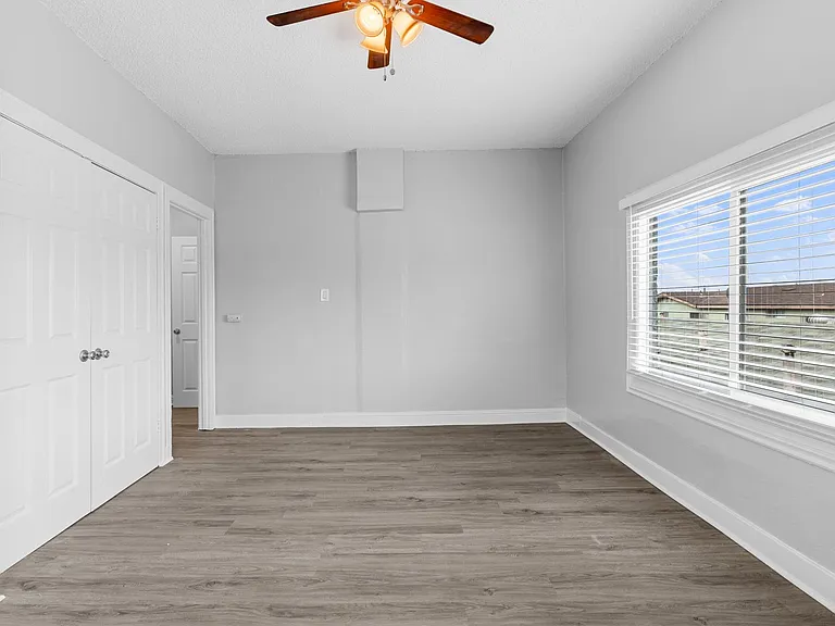 1424 Chestnut Avenue — Photo 4