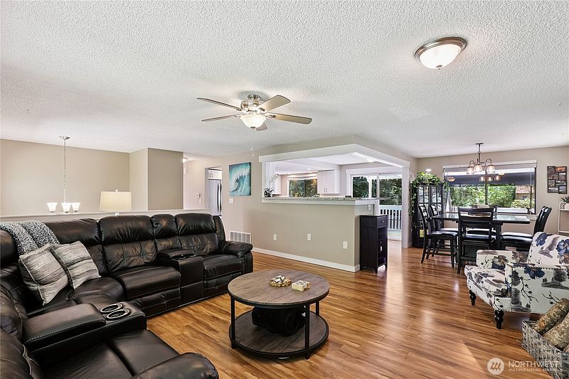 5th image of 9102 149th Street NW