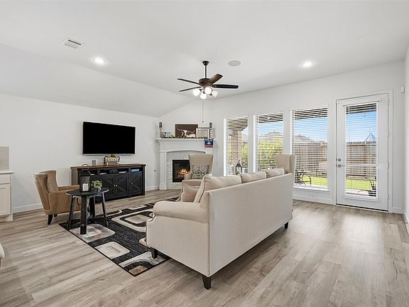 5th image of 2854 Acacia Grove Dr
