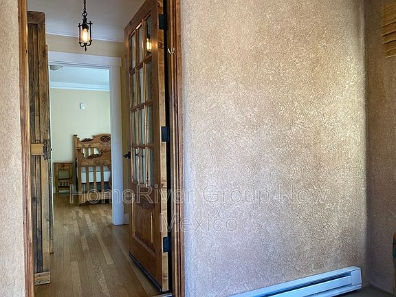 4th image of 3604 Campus Blvd NE