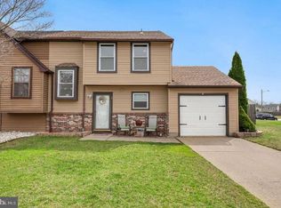 17 Beacon St, Westampton, NJ 08060