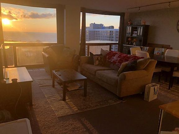 2nd image of 4343 N Clarendon Ave APT 2804